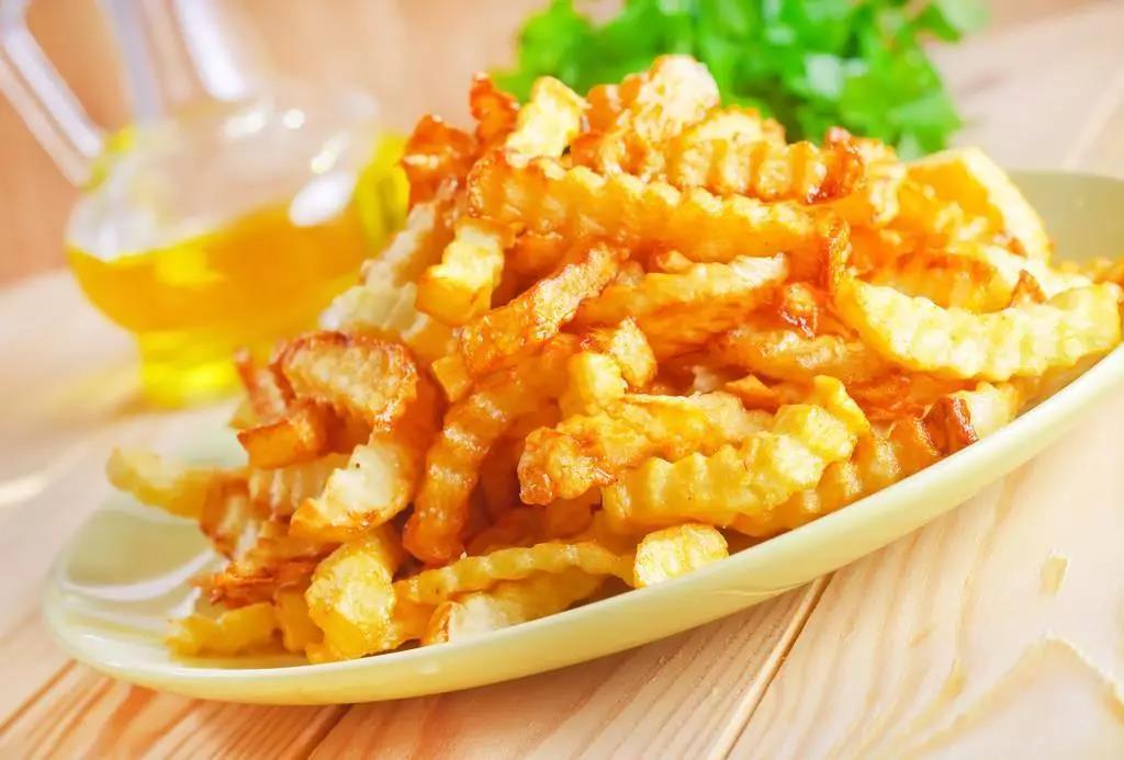 舌尖上的美食盛宴，昆明街頭小吃大集萃！