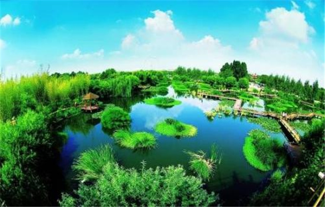 昆明旅游 盛夏時節(jié)，到青山綠野間感受春城的寧靜美好