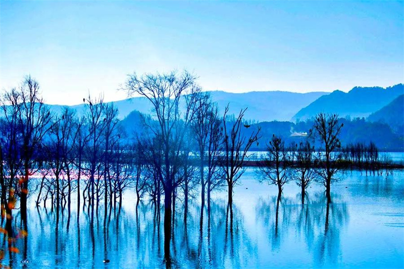 除了蒼山、洱海  云南還有眾多驚艷的山湖風(fēng)光
